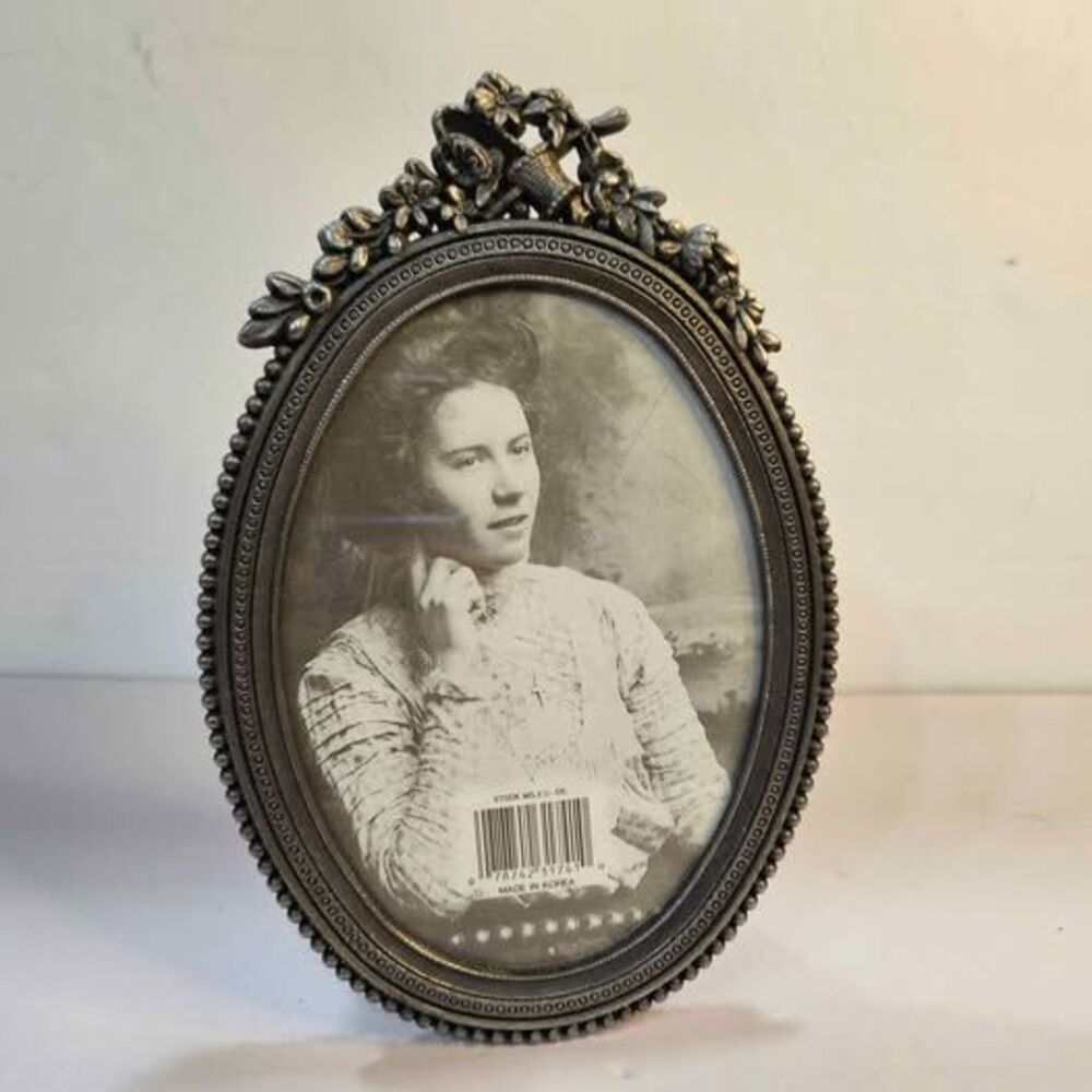Vintage Style Pewter Floral Basket Oval Picture Frame
